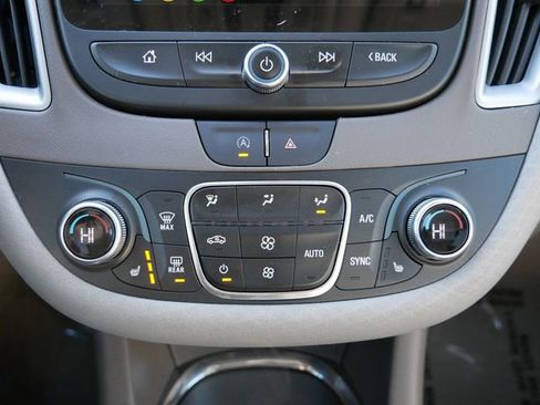 Used 2024 Chevrolet Malibu LT image 16