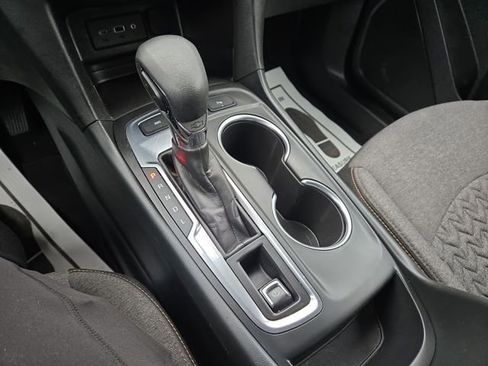 Used 2024 Chevrolet Equinox LT image 21