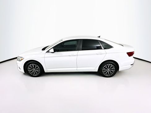Used 2021 Volkswagen Jetta FWD image 4
