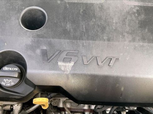 Used 2020 Buick Enclave Premium w/ Sun and Sites Package image 35