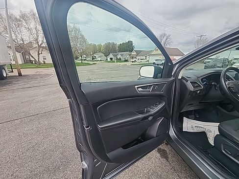 Used 2024 Ford Edge SEL w/ Convenience Package AWD/4WD image 22