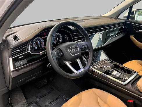 Used 2025 Audi Q7 2.0T Premium w/ Convenience Package AWD/4WD image 17