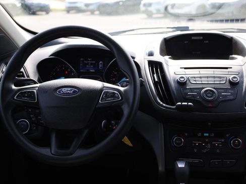 Used 2017 Ford Escape SE FWD image 23