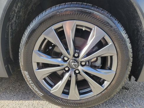 Used 2019 Lexus UX 200 F Sport w/ F Sport Premium Package FWD image 20