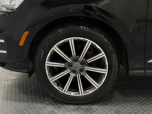 Used 2018 Audi Q7 3.0T Premium Plus w/ Premium Plus Package image 38