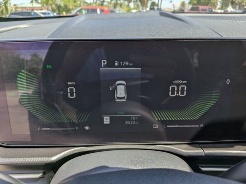 Certified 2026 Kia Sportage LX FWD image 33
