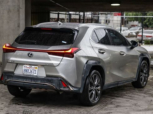 Used 2019 Lexus UX 200 F Sport w/ F Sport Premium Package FWD image 4
