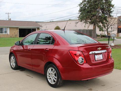Used 2013 Chevrolet Sonic LT w/ Wheels and Fog Lamp Package image 7