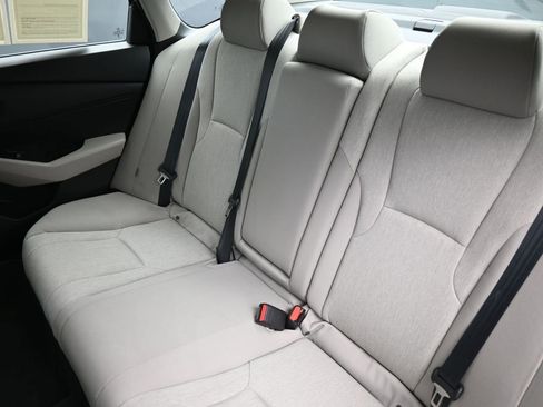 Used 2023 Honda Accord EX image 37