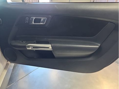 Used 2018 Ford Mustang Coupe w/ Ecoboost Performance Package image 14