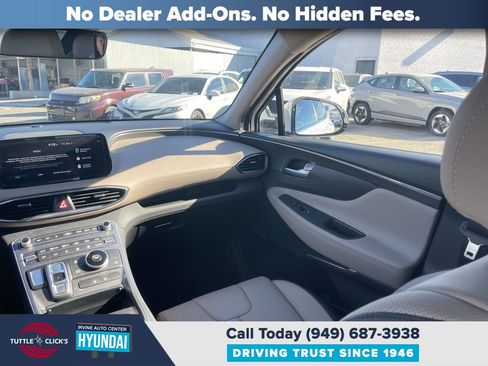Certified 2023 Hyundai Santa Fe SEL w/ Premium Package FWD image 3