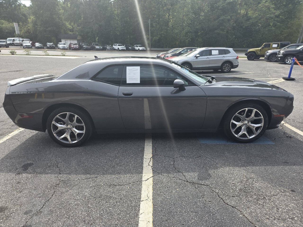 Used 2015 Dodge Challenger SXT Plus RWD image 7