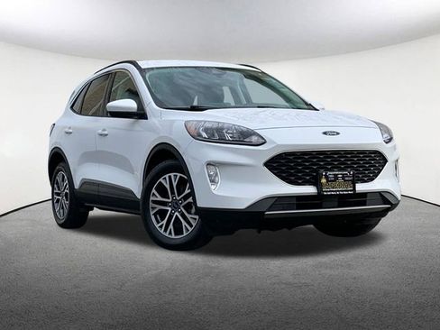 Used 2021 Ford Escape SEL image 2