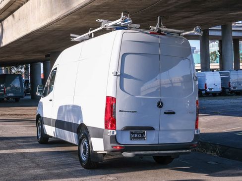 Used 2023 Mercedes-Benz Sprinter 2500 image 6