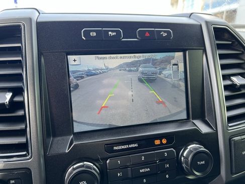 Used 2019 Ford F250 XLT w/ XLT Value Package image 4