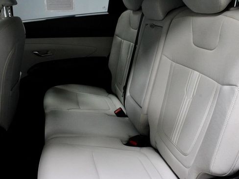 Used 2025 Hyundai Tucson SEL AWD/4WD image 21