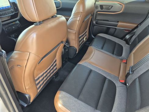 Used 2021 Ford Bronco Sport Outer Banks w/ Outer Banks Package (96D) image 13