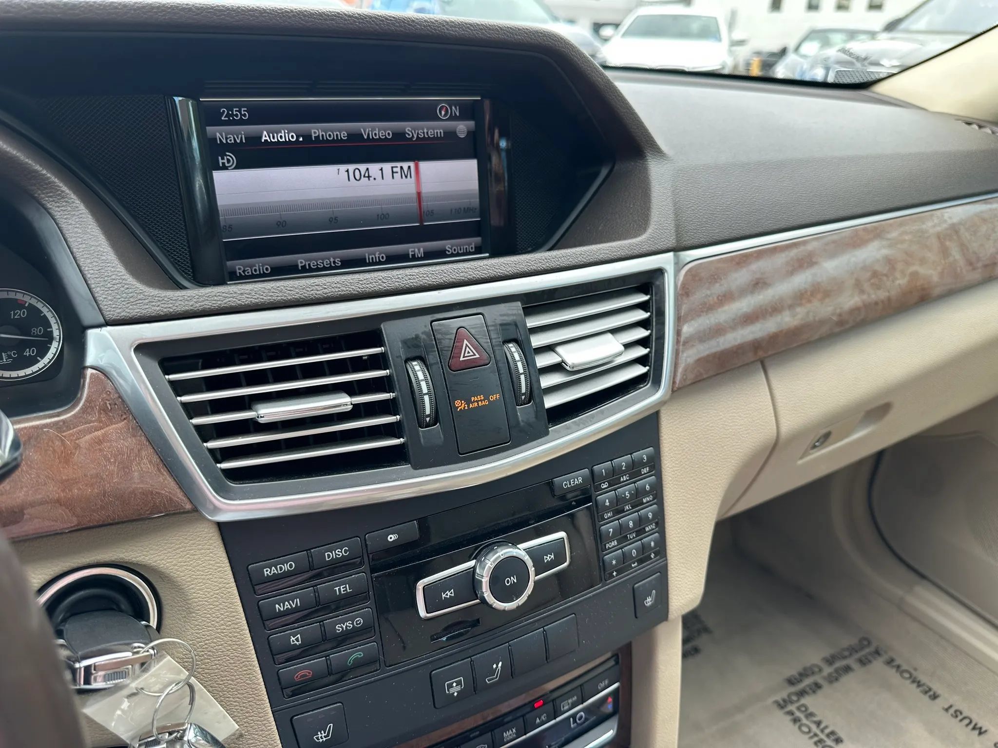 Used 2013 Mercedes-Benz E 350 BlueTEC Sedan image 24