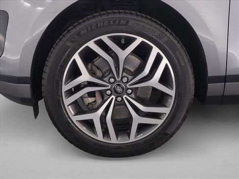 Used 2020 Land Rover Range Rover Evoque S AWD/4WD image 28