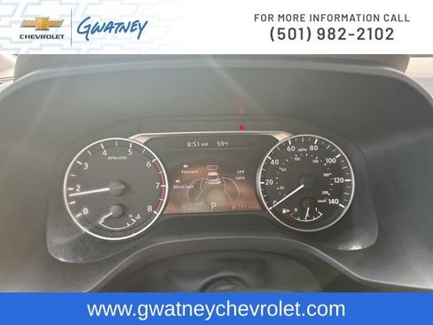 Used 2023 Nissan Rogue SV image 15