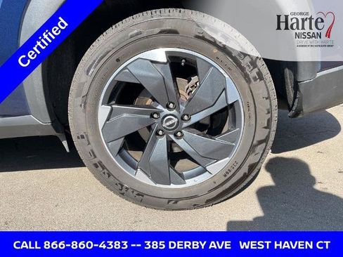 Certified 2025 Nissan Rogue SV AWD/4WD image 10