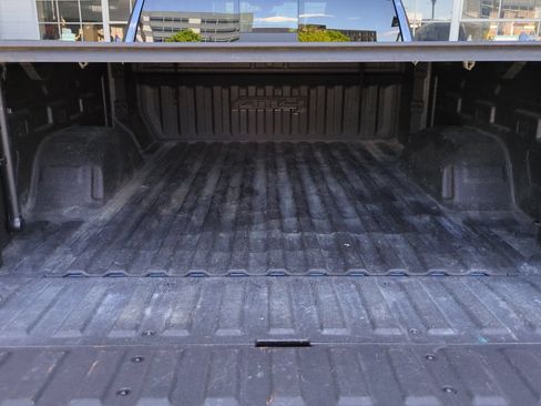 Used 2020 GMC Sierra 1500 AT4 w/ AT4 Premium Package AWD/4WD image 16