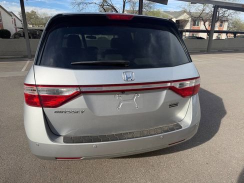Used 2013 Honda Odyssey Touring image 7