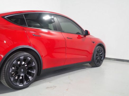 Used 2021 Tesla Model Y Long Range AWD/4WD image 49