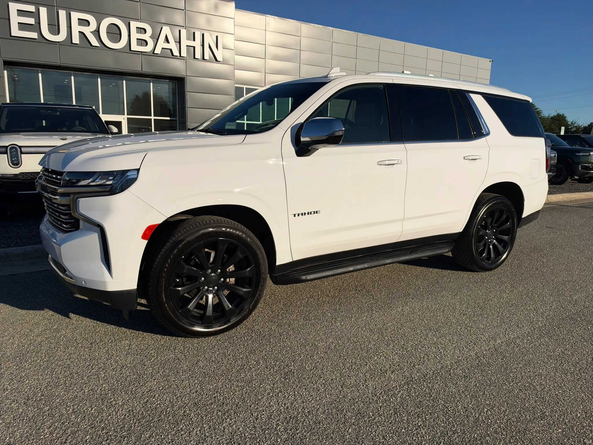 Used 2021 Chevrolet Tahoe Premier AWD/4WD image 28