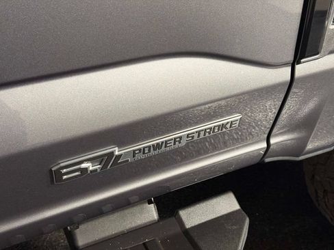 Used 2023 Ford F250 Lariat w/ Black Appearance Package AWD/4WD image 18