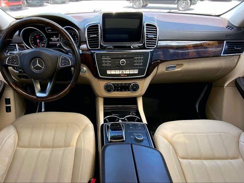 Used 2017 Mercedes-Benz GLS 450 4MATIC image 15