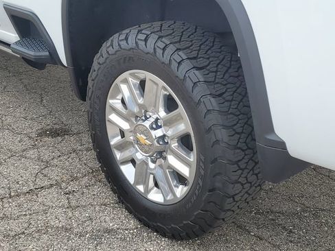 Certified 2025 Chevrolet Silverado 2500 High Country w/ Technology Package AWD/4WD image 28