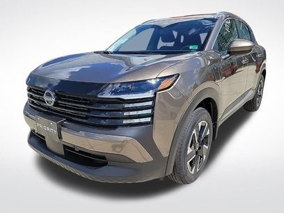 New 2025 Nissan Kicks SV w/ SV Premium Package