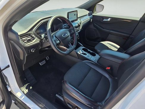 Used 2023 Ford Escape ST-Line Select AWD/4WD image 25