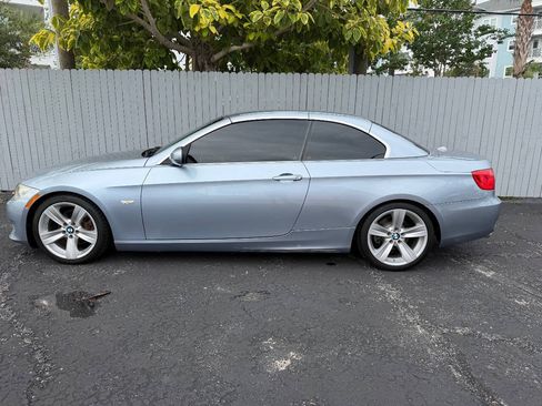 Used 2011 BMW 328i Convertible RWD image 4