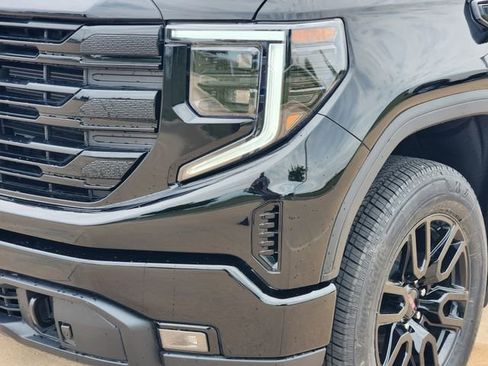 New 2026 GMC Sierra 1500 Elevation AWD/4WD image 8