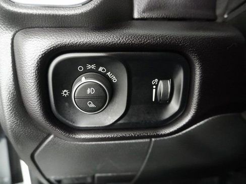 Used 2024 RAM 2500 Big Horn image 25