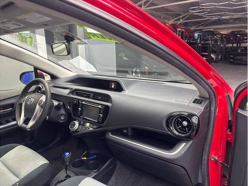 Used 2015 Toyota Prius C Two FWD image 17