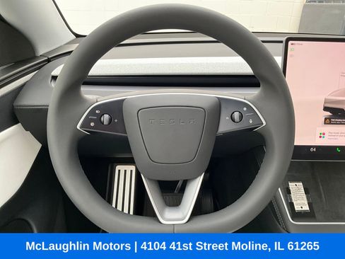 Used 2026 Tesla Model Y Long Range image 4