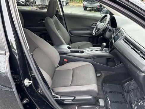 Used 2020 Honda HR-V EX image 9