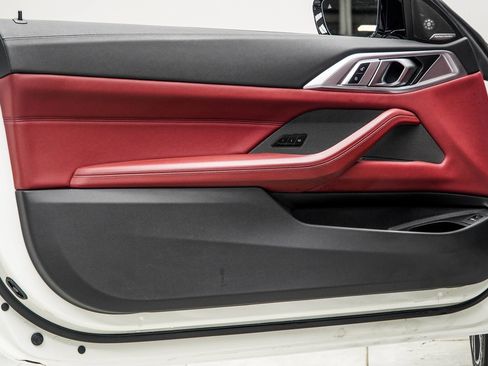 Used 2024 BMW 440i xDrive Convertible w/ Premium Package image 29