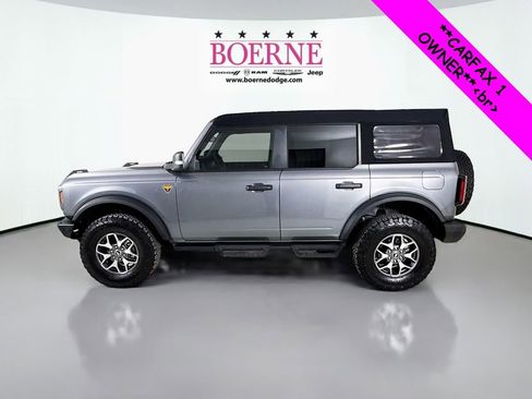 Used 2024 Ford Bronco Badlands image 4