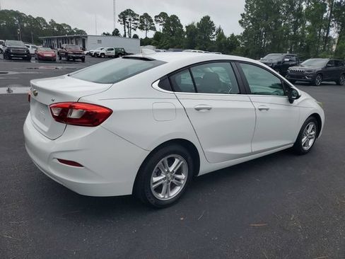 Certified 2016 Chevrolet Cruze LT FWD image 6