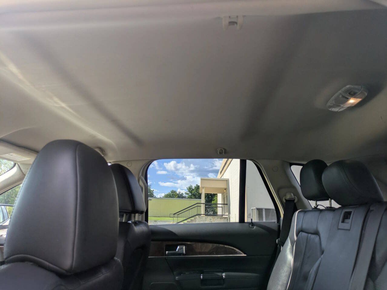 Used 2011 Lincoln MKX 2WD w/ Wood Pkg image 22