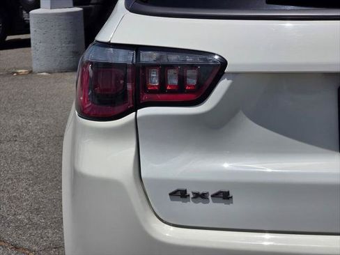 Used 2020 Jeep Compass Trailhawk AWD/4WD image 8