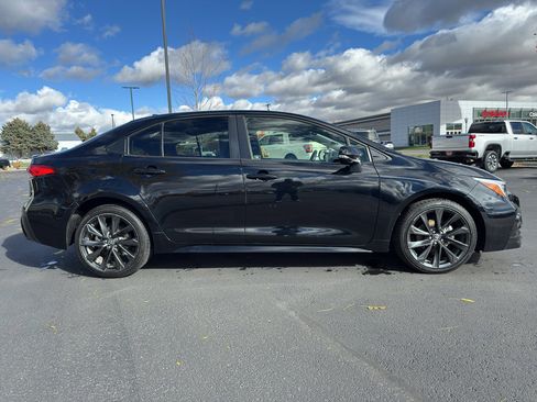 Certified 2024 Toyota Corolla SE image 2