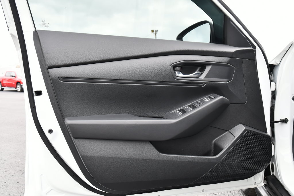 Used 2023 Honda Accord LX image 14