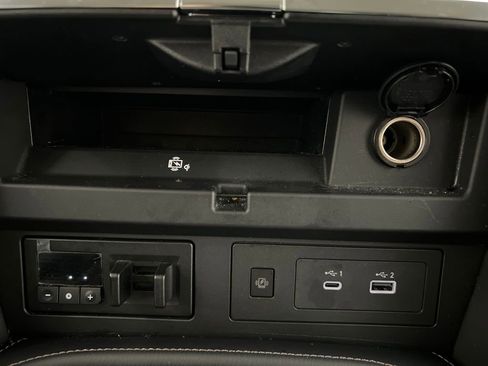 Used 2024 Nissan Armada Platinum w/ Captain's Chairs Package image 58