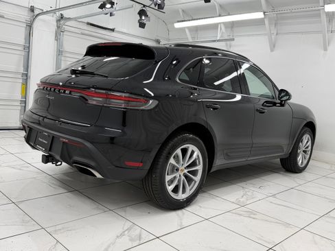 New 2026 Porsche Macan image 11