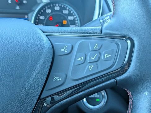 Used 2023 Chevrolet Equinox RS image 25